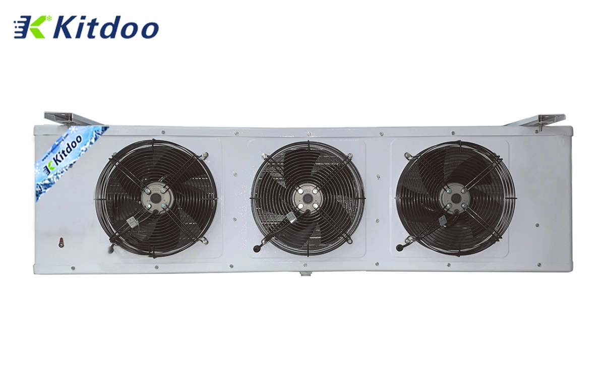 Commerciële koude kamer luchtverdamper in koeling opslagruimte;