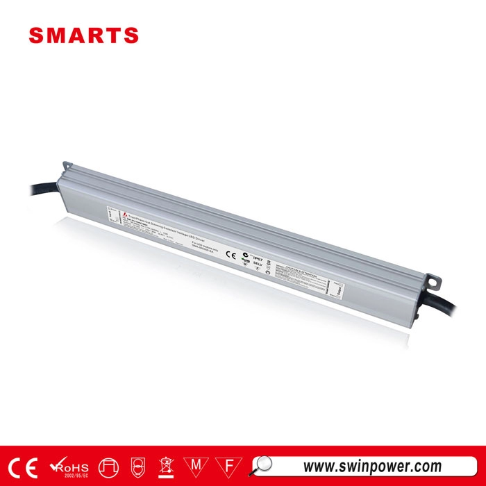 triac dimbare 24v 4a slim type led driver 96w voeding met SAA-certificering