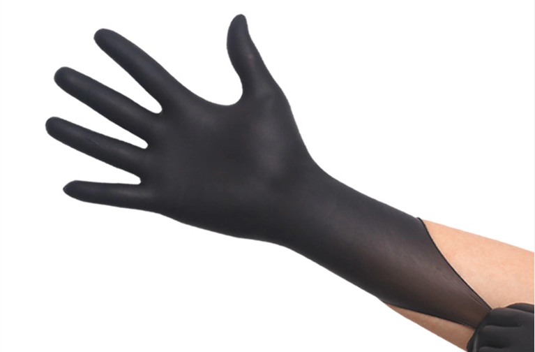 Zwarte medische wegwerphandschoenen van nitril