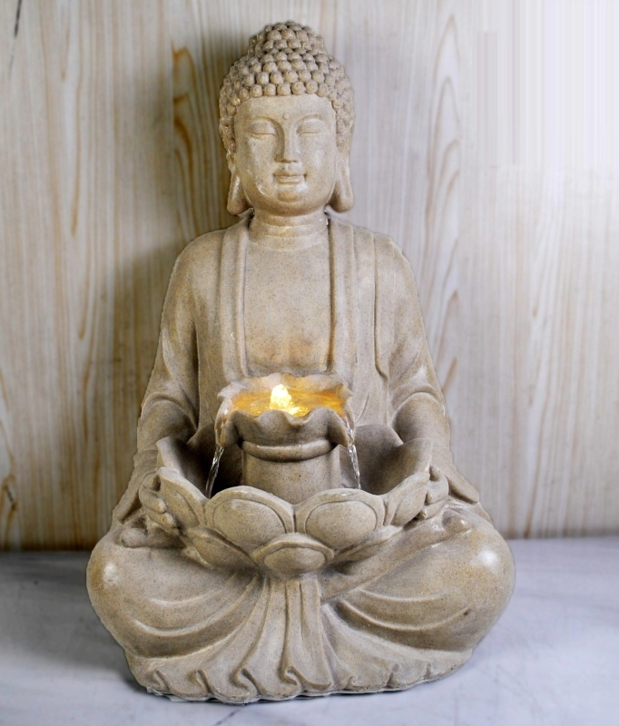 Zonne-mediterende Boeddha-waterfunctie