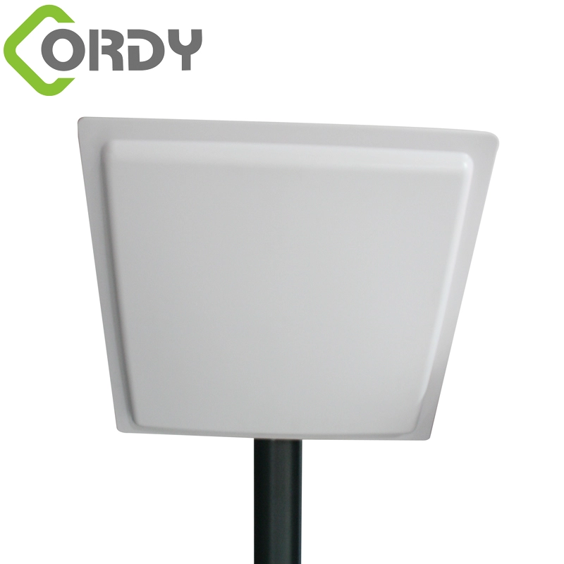 lange afstand rfid-lezer UHF outdoor rfid-kaartlezer voor toegangscontrolesysteem