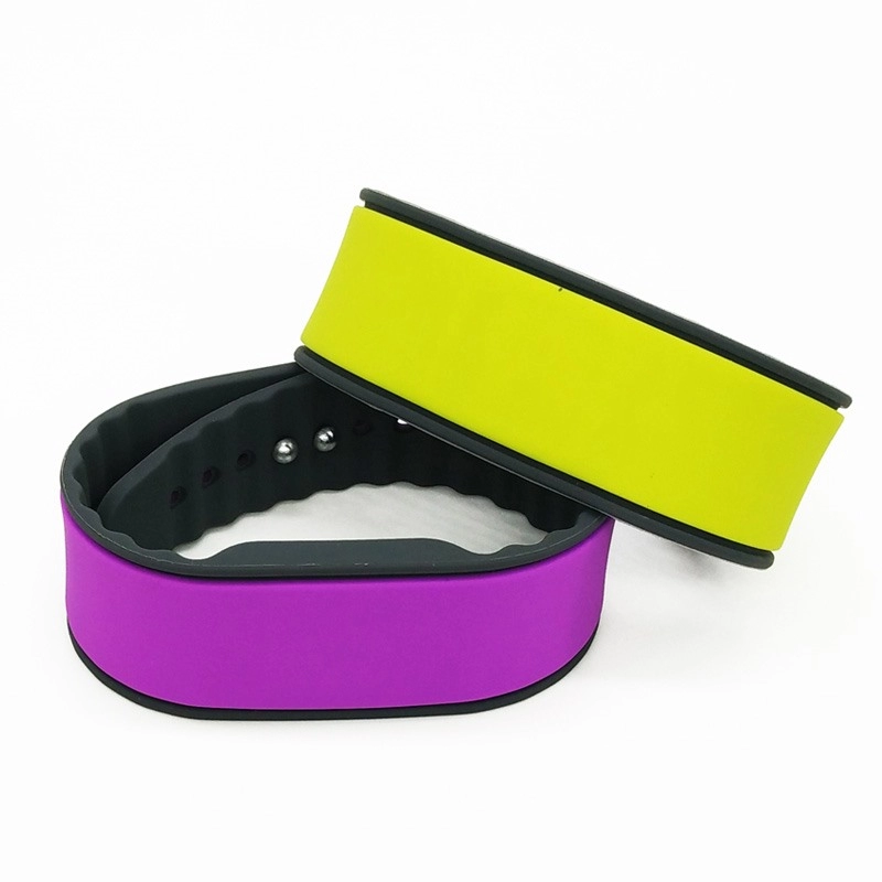 Dubbele kleur RFID siliconen polsband voor fitnessclub