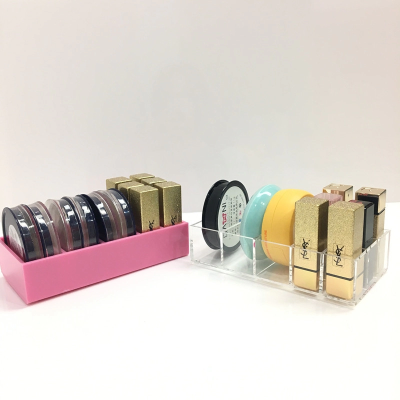 Compacte organizer voor roze acryl make-up