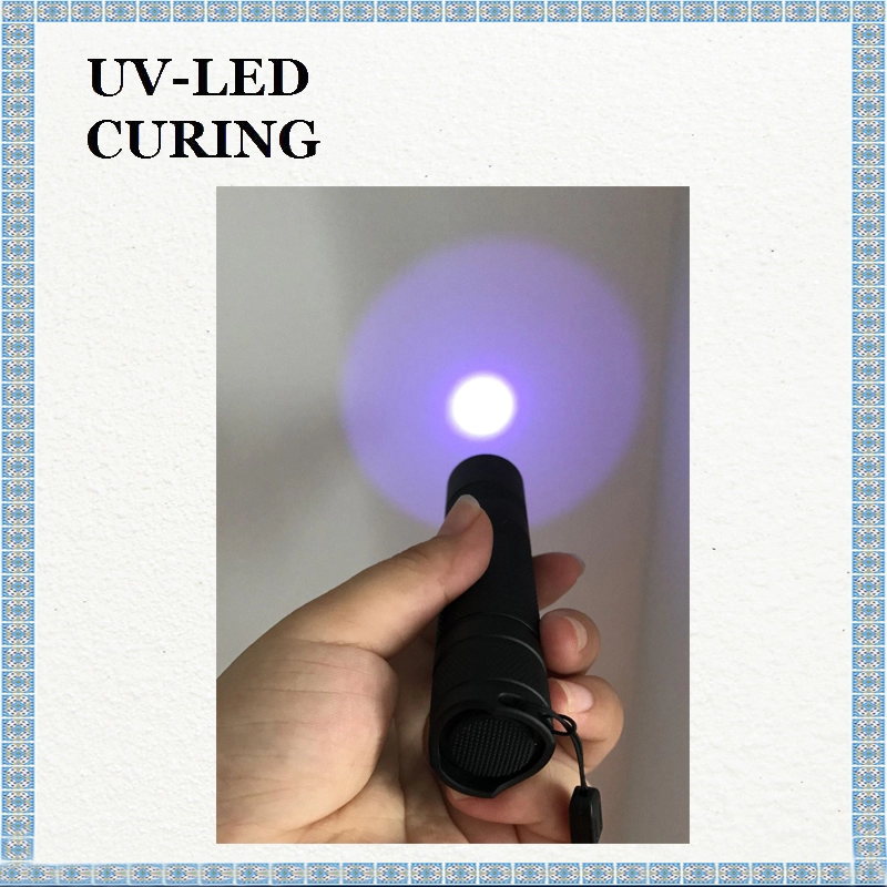 Binnen Korea 3W UV LED UV365nm UV-zaklamp voor fluorescentie-inspectie Lekdetectie