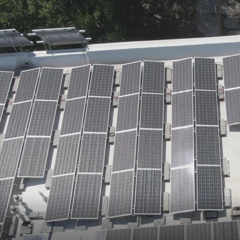 Solar OOST & WEST-oplossing voor plat dak