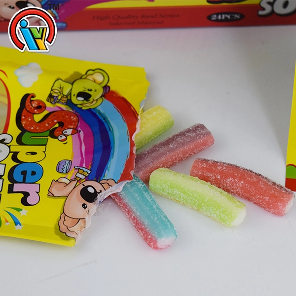 Kleurrijke zure zoete gummy stick-snoepjes