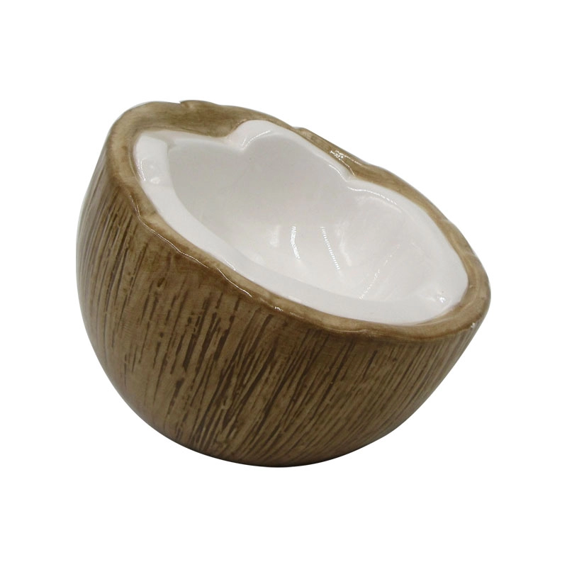 Porseleinen voerbakken voor huisdieren in de vorm van een kokosnoot