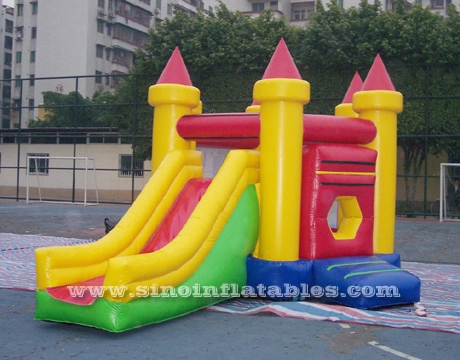 Kleurrijke opblaasbare uitsmijter voor kinderen met glijbaan te koop bij Sino Inflatable