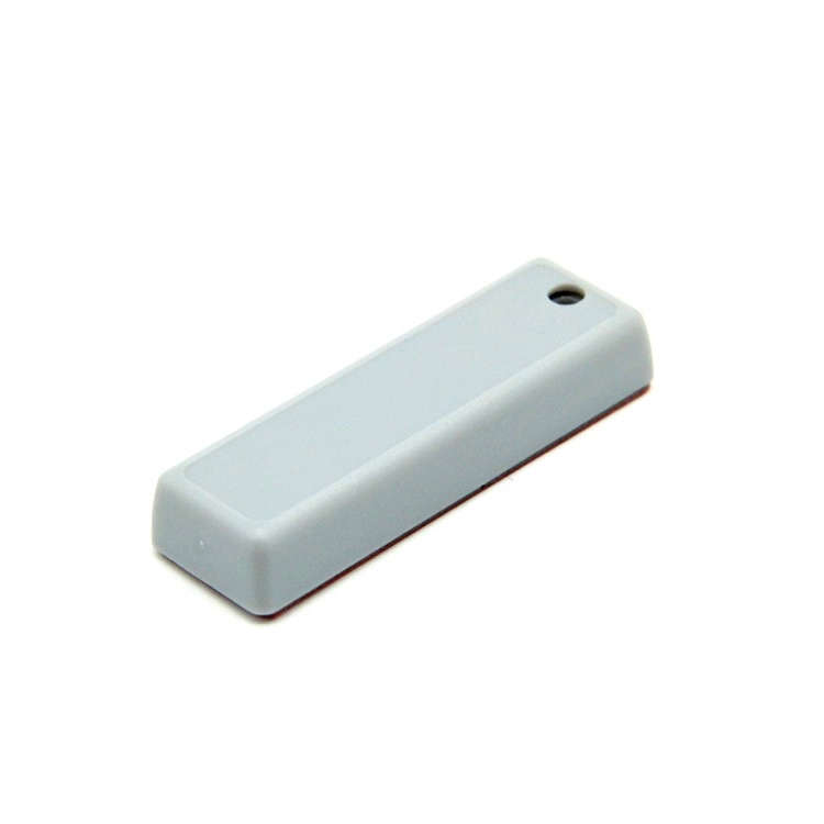 Speciaal UHF passief hard tag U CODE7 anti-metaal RFID ABS slim hard tag-label met lange leesafstand