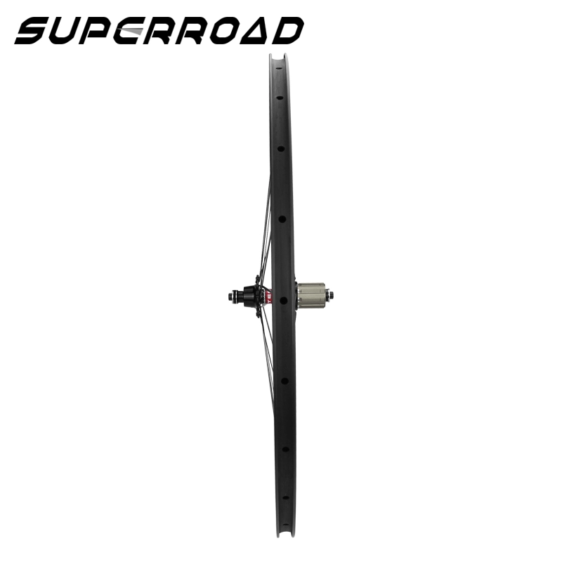 Superroad instapniveau 50 mm goedkope carbon draadbanden